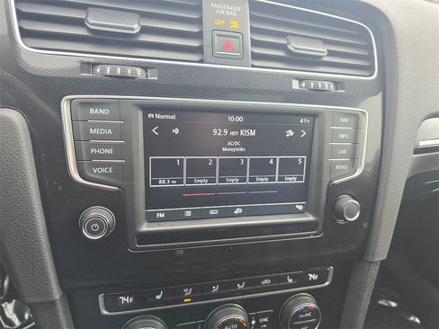 Used 2017 Volkswagen GTI S image 29