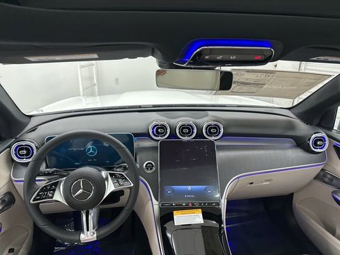 New 2026 Mercedes-Benz GLC 300 image 21