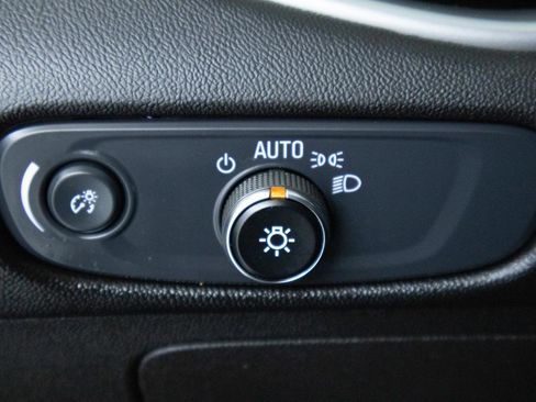 Used 2025 Chevrolet Malibu RS image 22