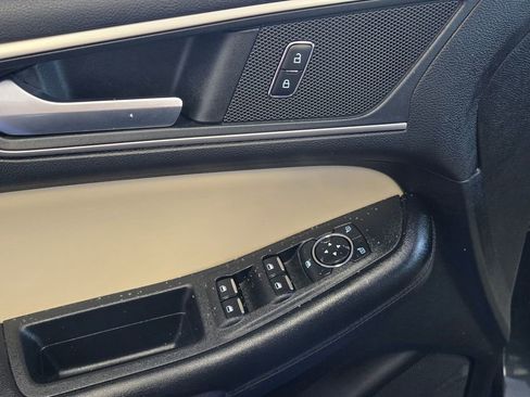 Used 2022 Ford Edge SEL w/ Convenience Package image 11