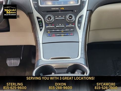 Used 2020 Lincoln Nautilus Reserve image 27