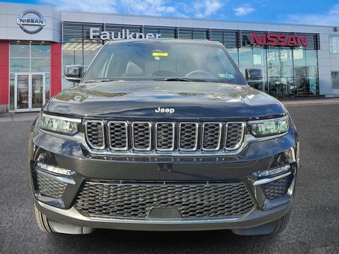 Used 2025 Jeep Grand Cherokee Limited w/ Trailer Tow Package image 2