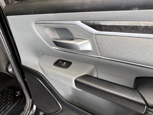 Used 2019 RAM 1500 Big Horn image 26