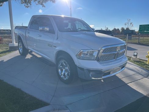 Used 2017 RAM 1500 Laramie w/ Convenience Group image 2