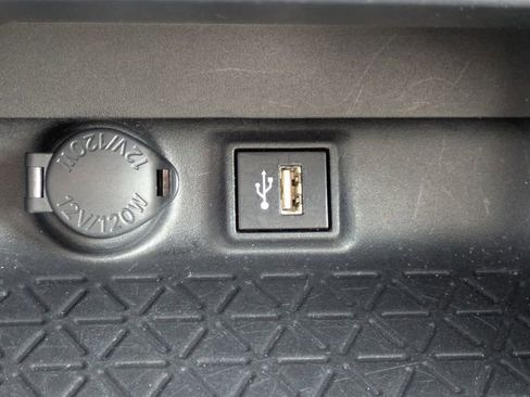 Used 2024 Toyota RAV4 XLE image 24