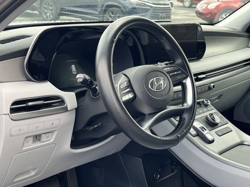 Used 2024 Hyundai Palisade SEL image 16