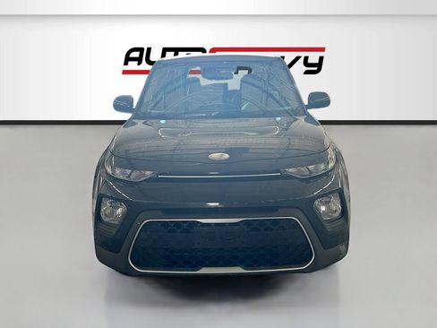 Used 2020 Kia Soul S FWD image 2