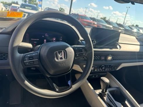 Used 2024 Honda Accord LX image 10