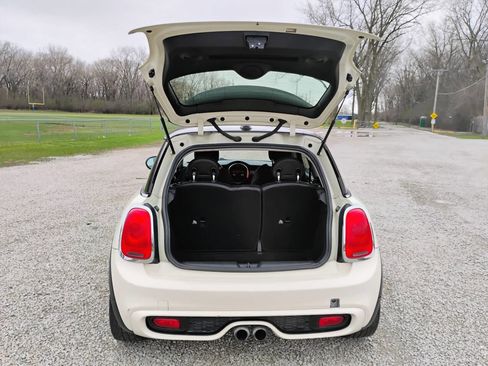 Used 2016 MINI Cooper S FWD image 9