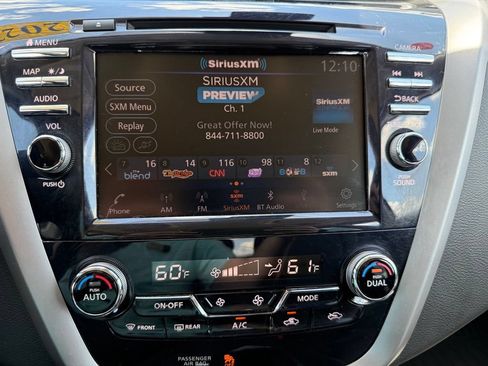 Certified 2022 Nissan Murano SL w/ SL Moonroof Package FWD image 18