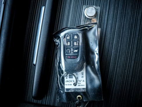 Certified 2026 Honda Odyssey EX-L image 36