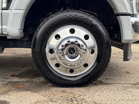 Used 2025 Ford F450 Lariat image 13