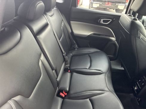 Used 2025 Jeep Compass Limited AWD/4WD image 20