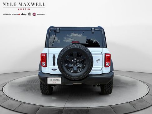 Used 2024 Ford Bronco Black Diamond AWD/4WD image 15