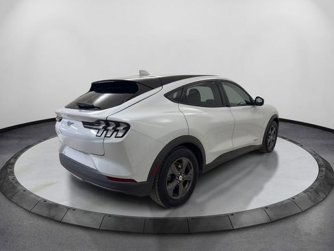 Used 2021 Ford Mustang Mach-E Select AWD/4WD image 5