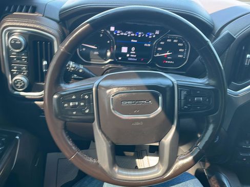 Used 2020 GMC Sierra 2500 Denali w/ Denali Ultimate Package AWD/4WD image 10
