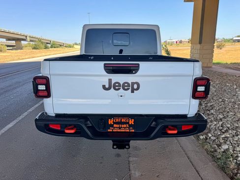 Used 2021 Jeep Gladiator Mojave AWD/4WD image 4