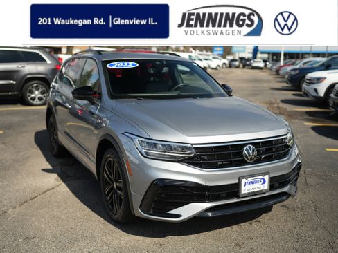 Certified 2022 Volkswagen Tiguan SE R-Line image 1