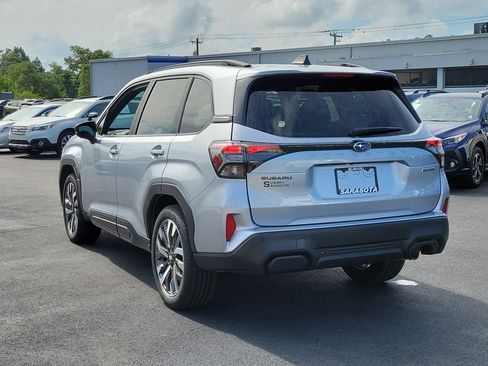 Used 2026 Subaru Forester Touring AWD/4WD image 4