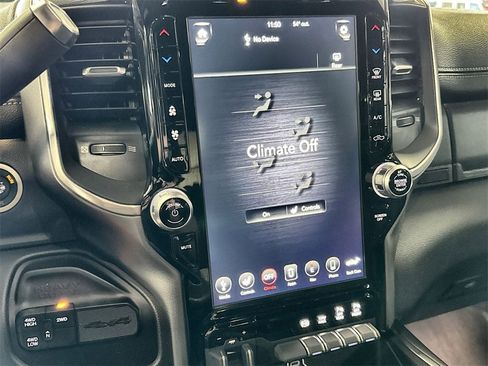 Used 2020 RAM 2500 Laramie w/ Night Edition image 22