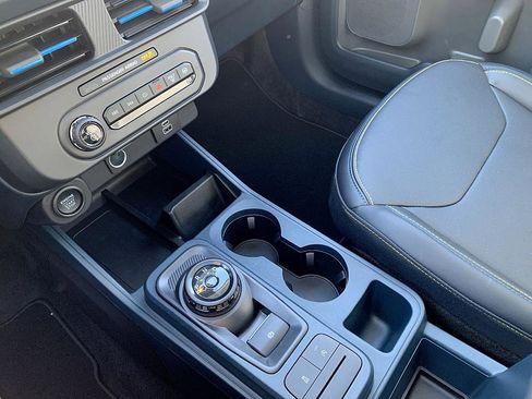 New 2026 Ford Maverick Lobo image 18