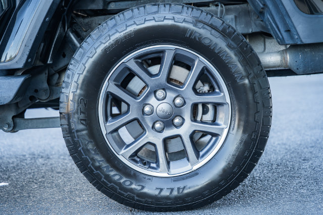 Used 2020 Jeep Gladiator Overland AWD/4WD image 21