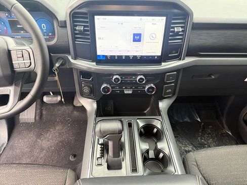 Used 2025 Ford F150 XLT w/ Equipment Group 301A Standard image 15