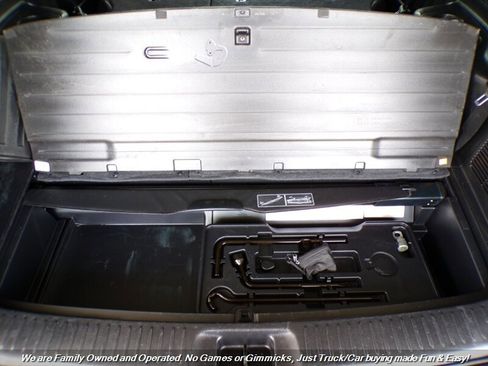 Used 2019 Toyota Highlander XLE image 51