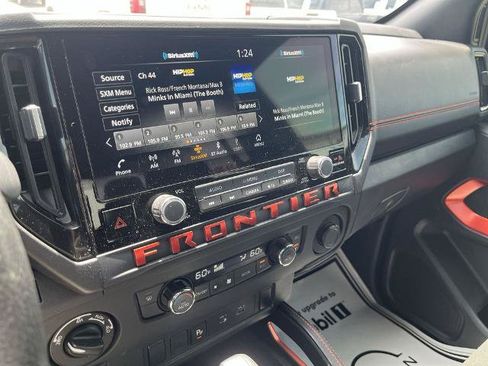 Certified 2025 Nissan Frontier PRO-4X AWD/4WD image 16
