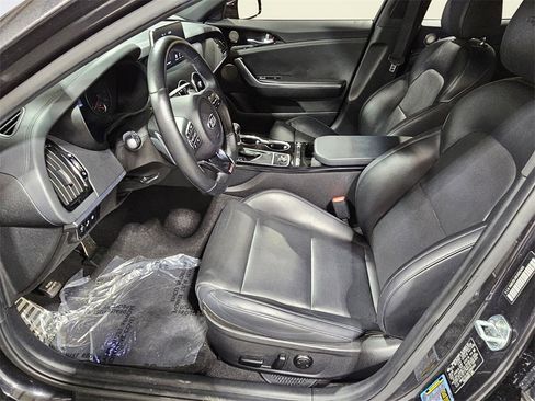 Used 2020 Kia Stinger GT-Line w/ Sun & Sound Package image 21