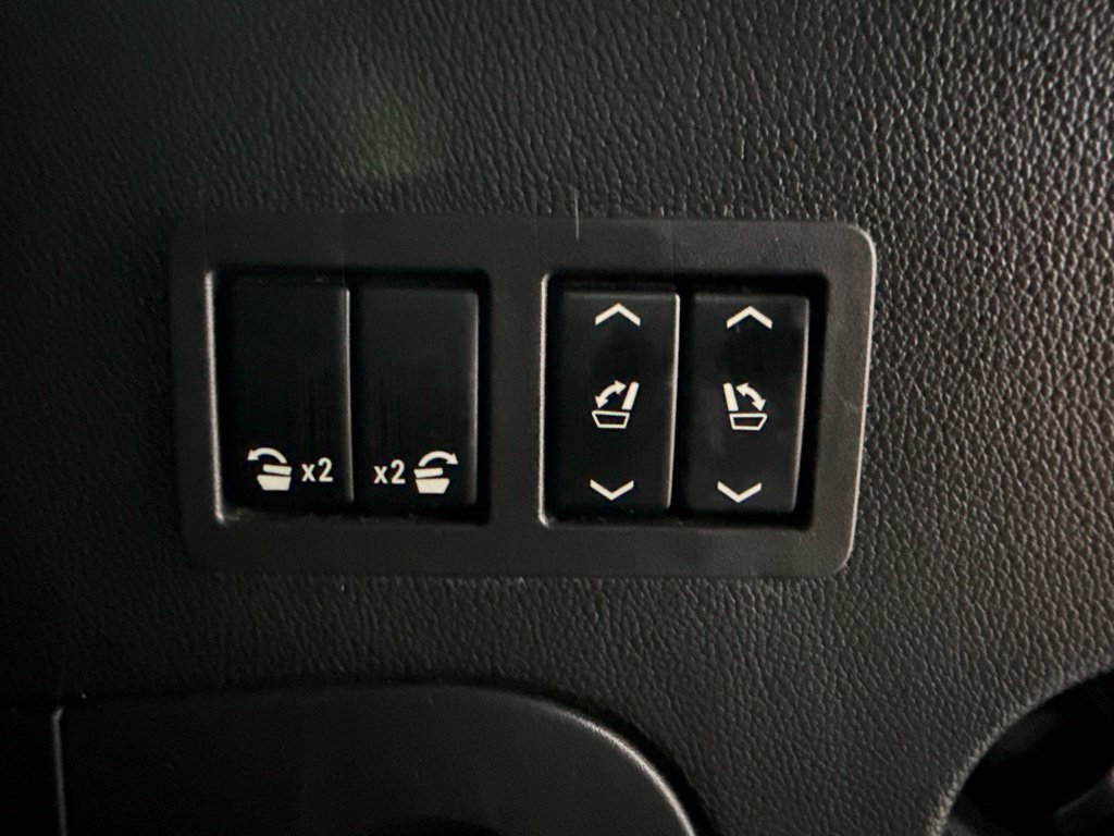Used 2016 GMC Yukon SLT w/ HD Trailering Package RWD image 44