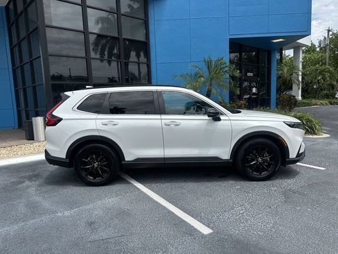 Certified 2024 Honda CR-V Sport image 9