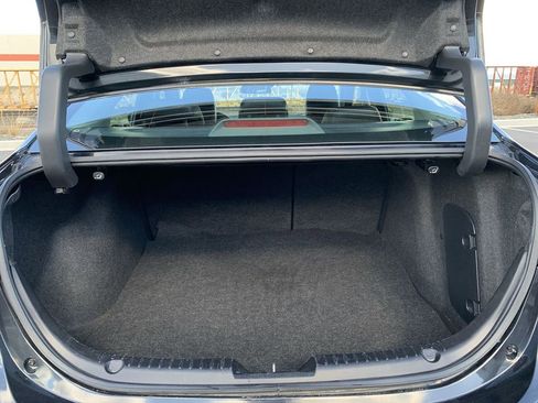 Used 2018 MAZDA MAZDA3 Touring image 13