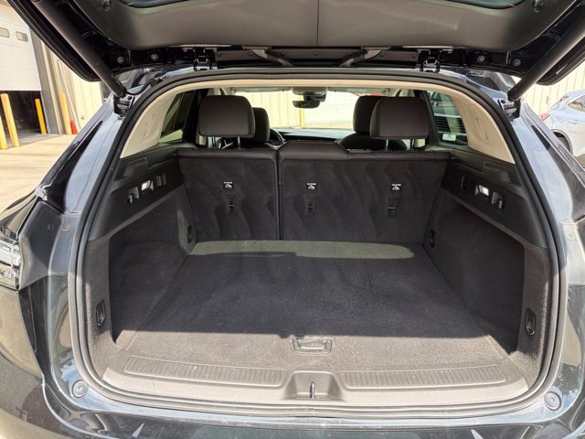 Used 2023 Buick Envision Avenir AWD/4WD image 11