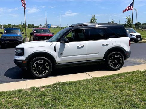 Used 2022 Ford Bronco Sport Outer Banks w/ Tech Package AWD/4WD image 12