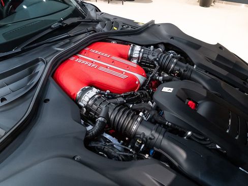 Certified 2025 Ferrari 12Cilindri RWD image 22