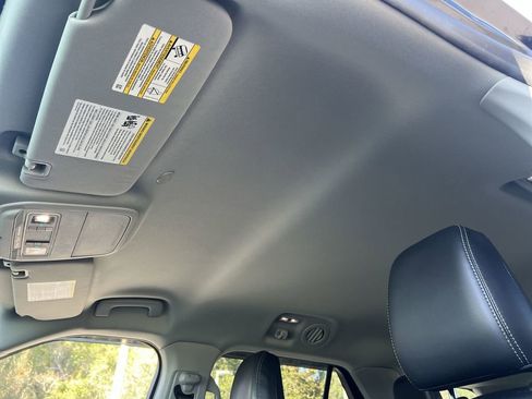 Used 2021 Ford Explorer XLT w/ Equipment Group 202A image 24