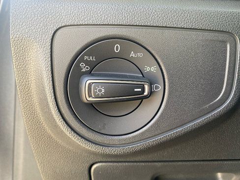 Used 2022 Volkswagen Atlas SE image 15