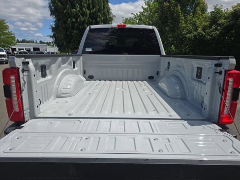 New 2026 Ford F250 XLT w/ XLT Premium Package AWD/4WD image 30