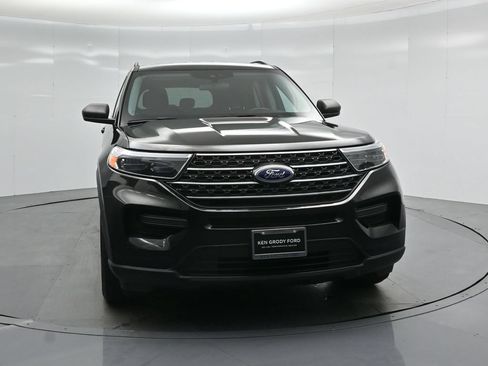 Certified 2023 Ford Explorer XLT RWD image 53