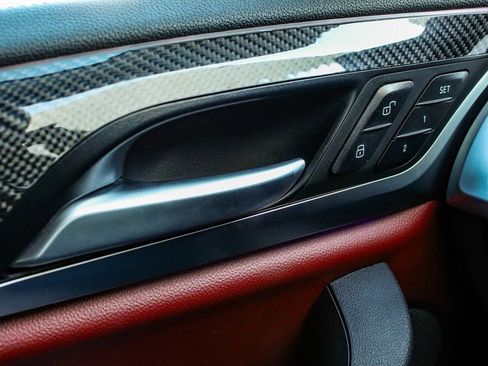 Used 2023 BMW X4 M40i w/ Premium Package image 9