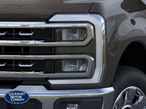 New 2025 Ford F250 Lariat w/ Lariat Ultimate Package image 48