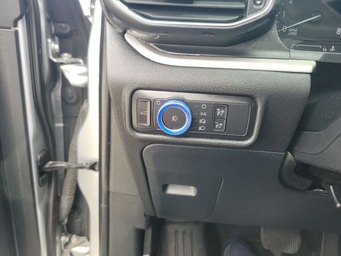 Used 2020 Ford Explorer XLT w/ Equipment Group 202A AWD/4WD image 23