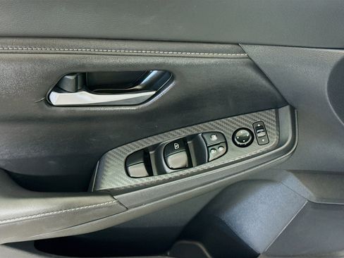 Used 2022 Nissan Sentra SV image 24