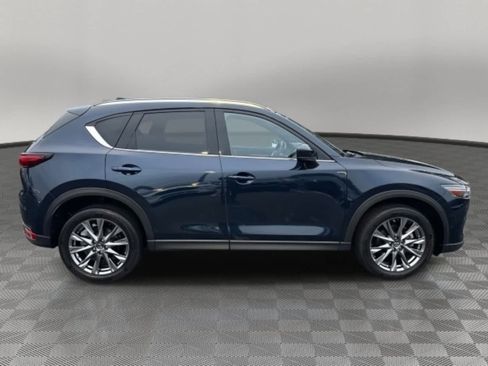 Used 2019 MAZDA CX-5 Signature image 2