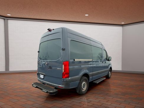 Used 2019 Mercedes-Benz Sprinter 144 Cargo image 8