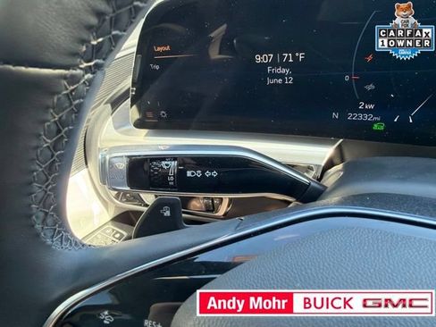 Used 2025 Cadillac Lyriq Sport AWD/4WD image 30