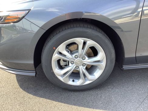 New 2026 Honda Accord LX image 10