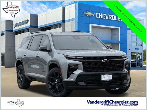 New 2026 Chevrolet Traverse RS FWD image 1
