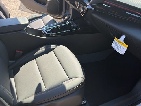 New 2026 Chevrolet Trax RS w/ Sunroof Package FWD image 16